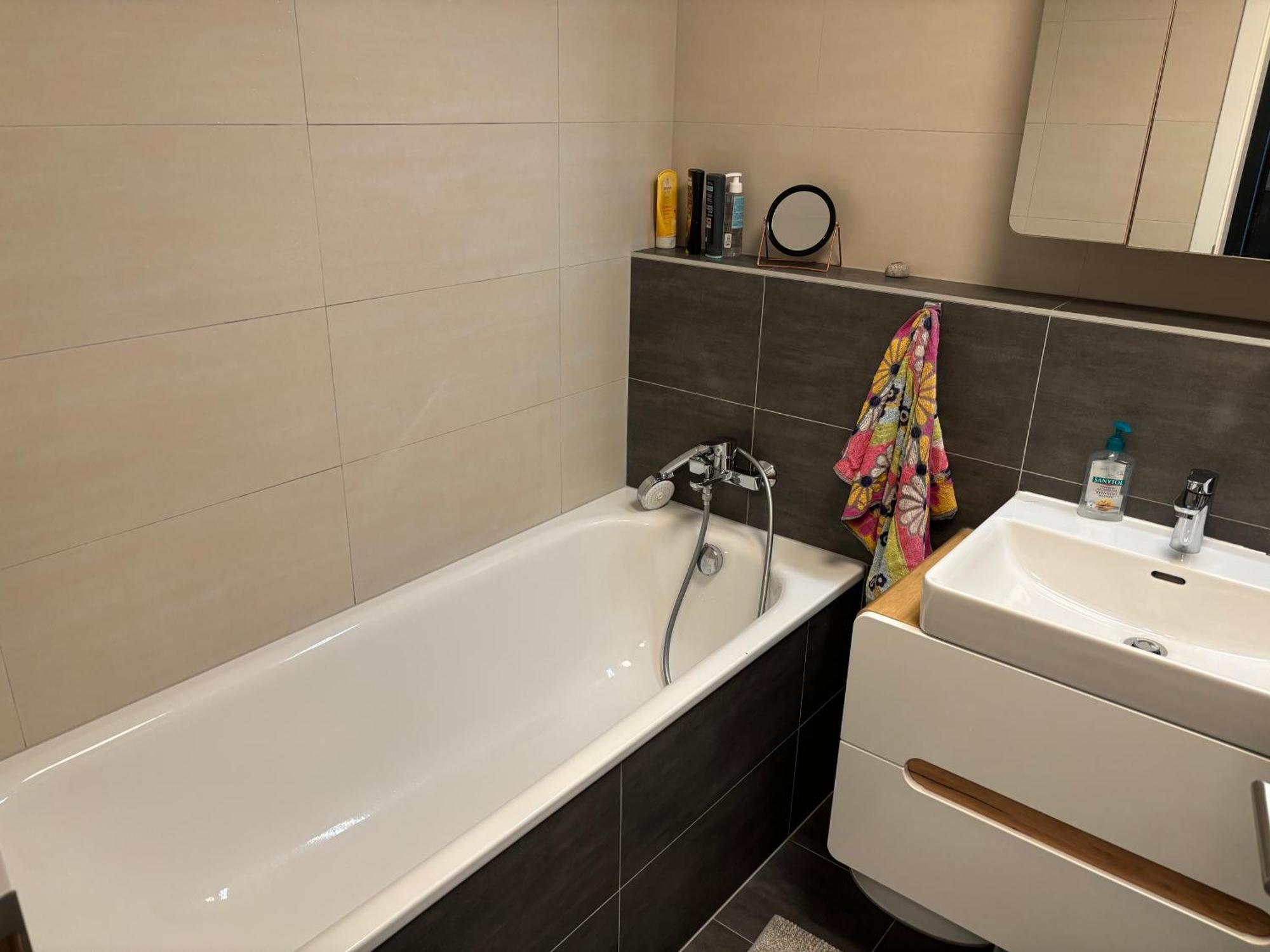 Premiere Apartment Bratislava - Private Parking Exterior foto
